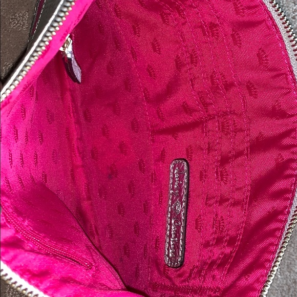 Juicy couture wristlet LOVE with pink lining - Picture 4 of 8